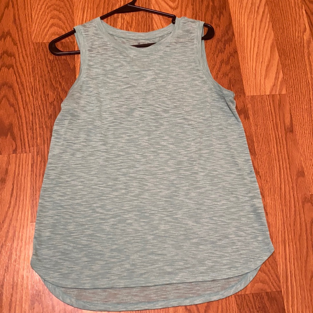 Tek Gear Dry Tek. Tank Top. Light Blue Heather.